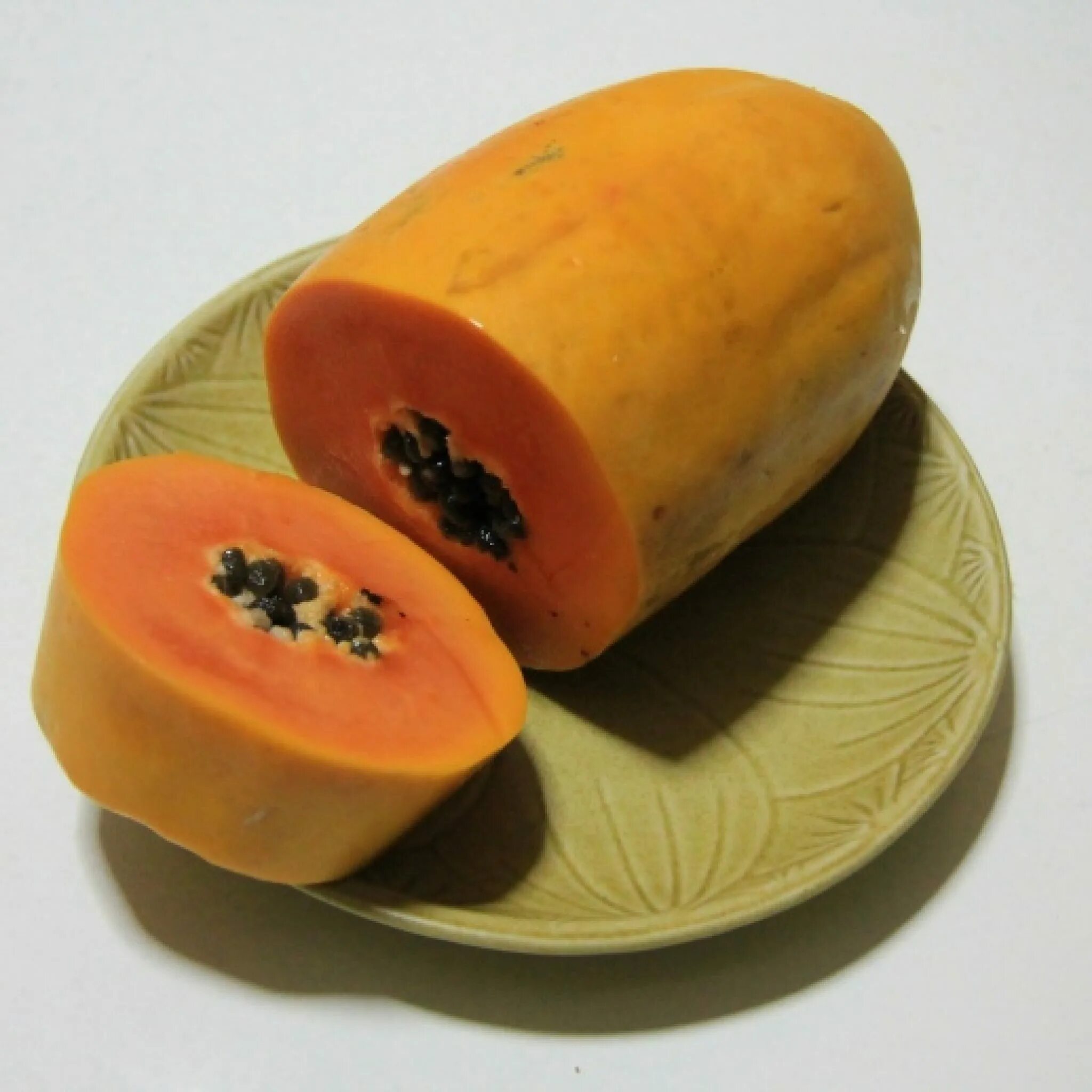 Как резать папайю. Как разделать папайю. Манго папайя маракуйя. Папайя тайланд. Папайя лед картинки.