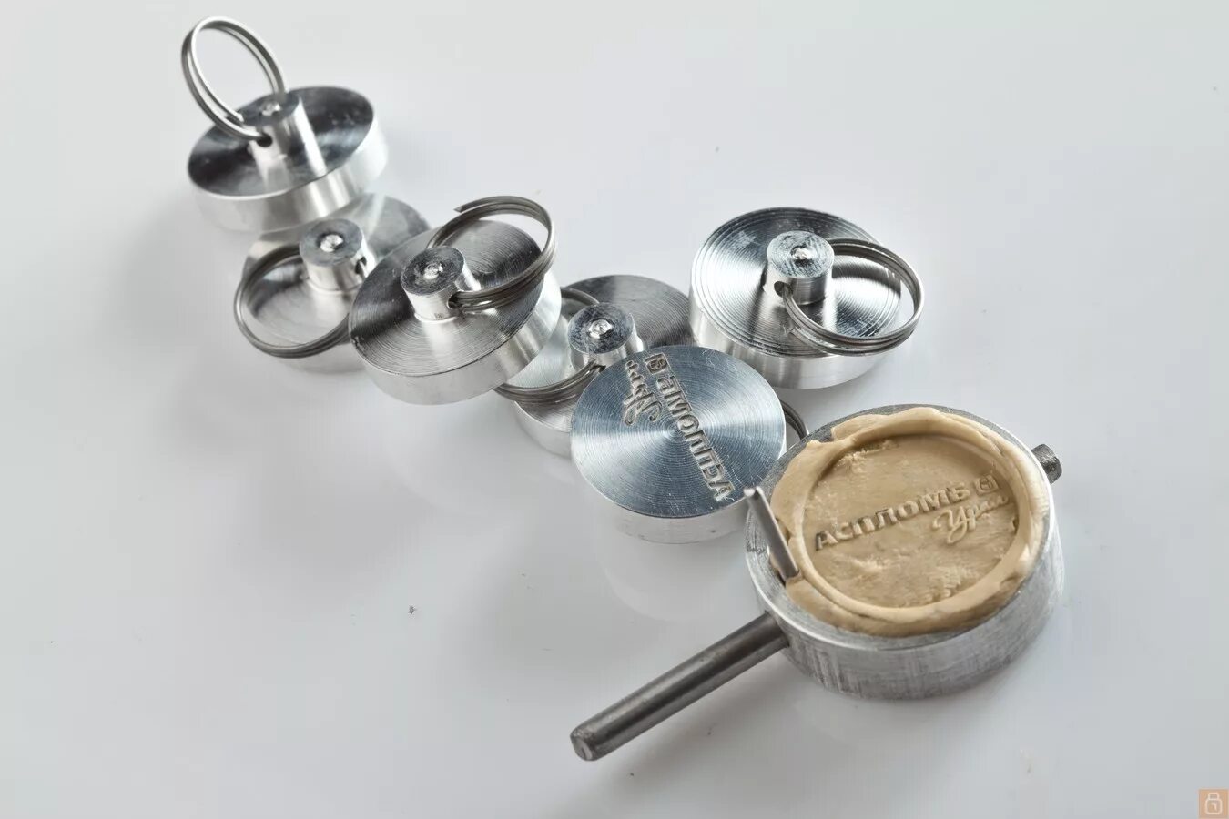 Японские пломбы для зубов. Пломбы томск. Антимагнитная пломба дубликат. Пломбы томск. Пломба 67 серебро.