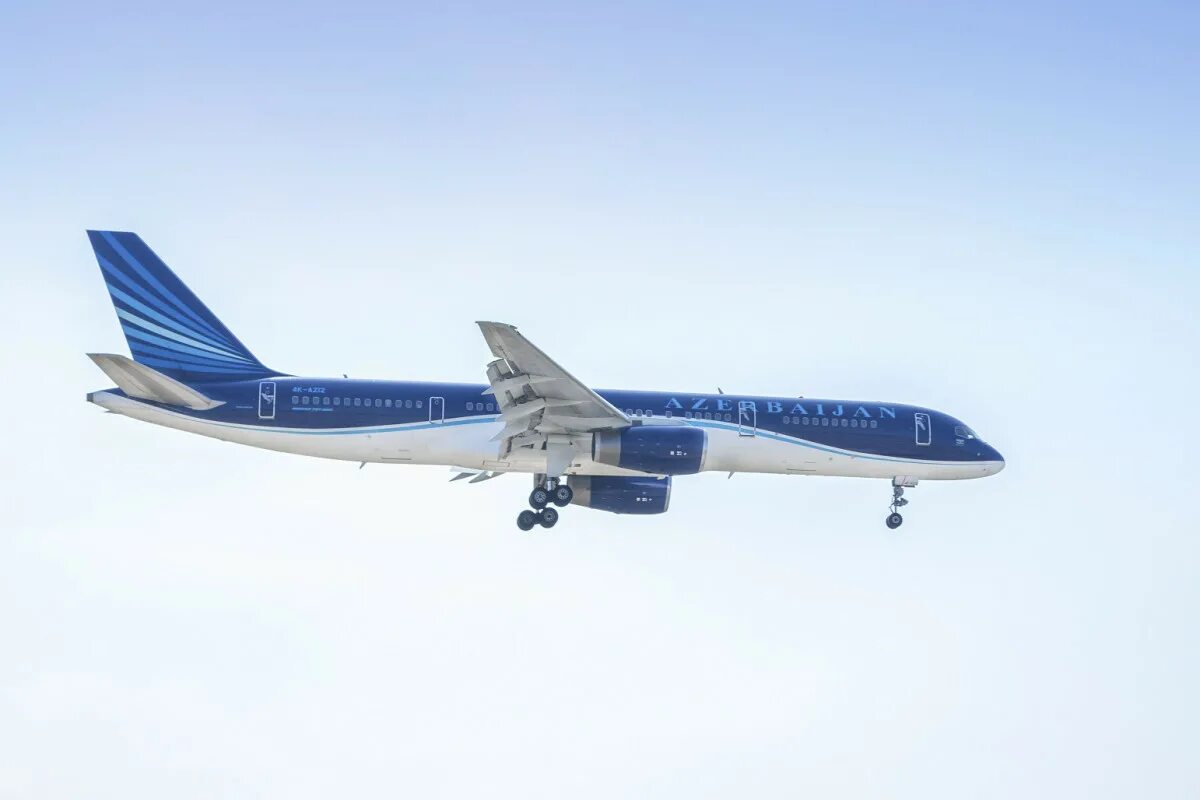 Azal авиакомпания. Azal возврат. Азербайджанские авиалинии (azal). Airbus a340 azal. Azal возврат.