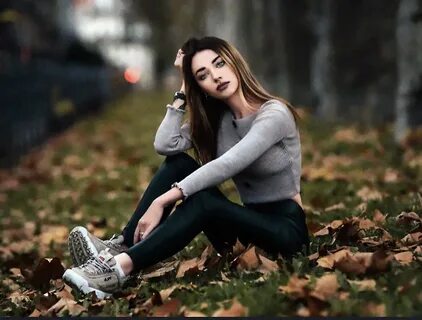 Фотосессия позы для девушек на улице