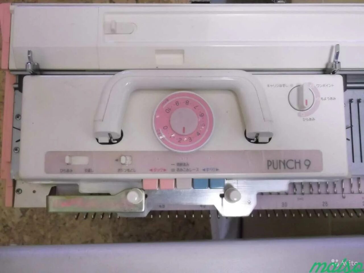 Вязание в интерьере на машине бразер. Вторая фантура к сильвер 280. Устройство каретки вязальной машины брайзер кн 860. Кн 260. Вязальная машина brother 3 класса.