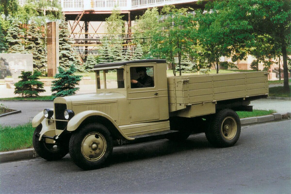 Зис грузовик. ЗИС 5. ЗИС 105 грузовик. Грузовик ЗИС-5в. ЗИС 5 самосвал.