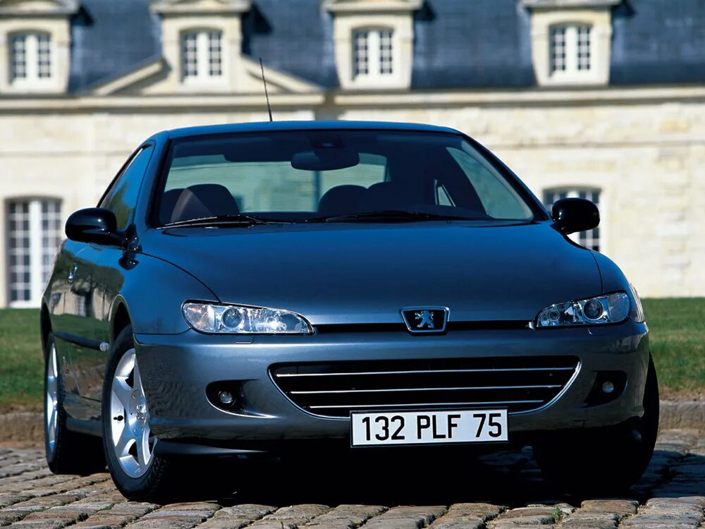 Пежо 406 2 литра. Peugeot 406 coupe 2003. пежо 406 рестайлинг. пежо 406 купе рестайлинг. peugeot 406 coupe 2004.