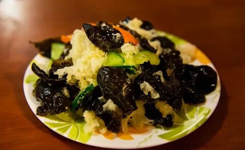 Древесные грибы с капустой