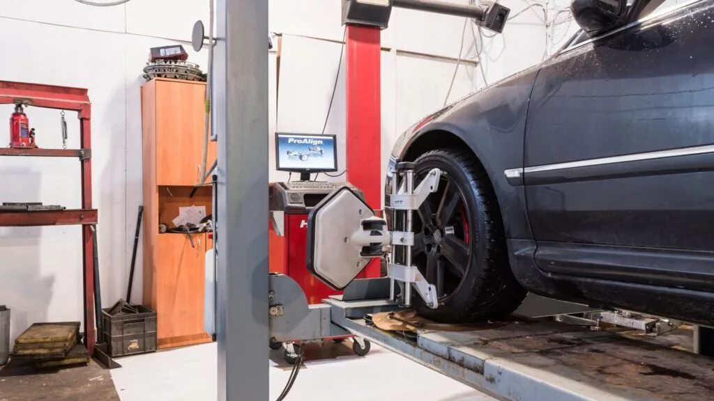 Сход развал работы. 3d сход-развал москва. Стенд ravaglioli сход развал. Стенд развал схождения hunter wa110/20le02. Станок сход развал 3д hunter dsp600.