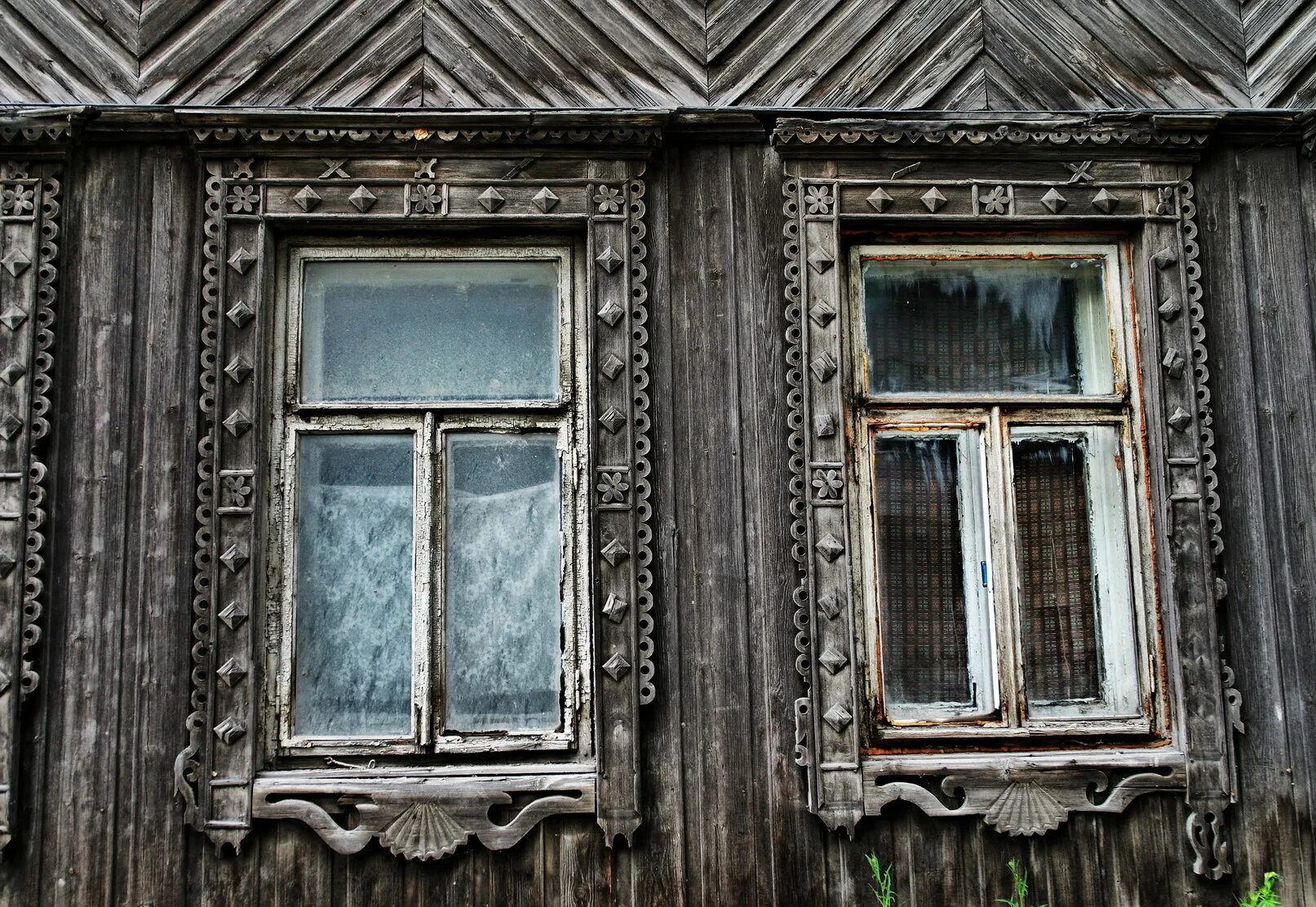 Русское наследие: Сибирские деревянные дома Unique architecture, Wooden windows,