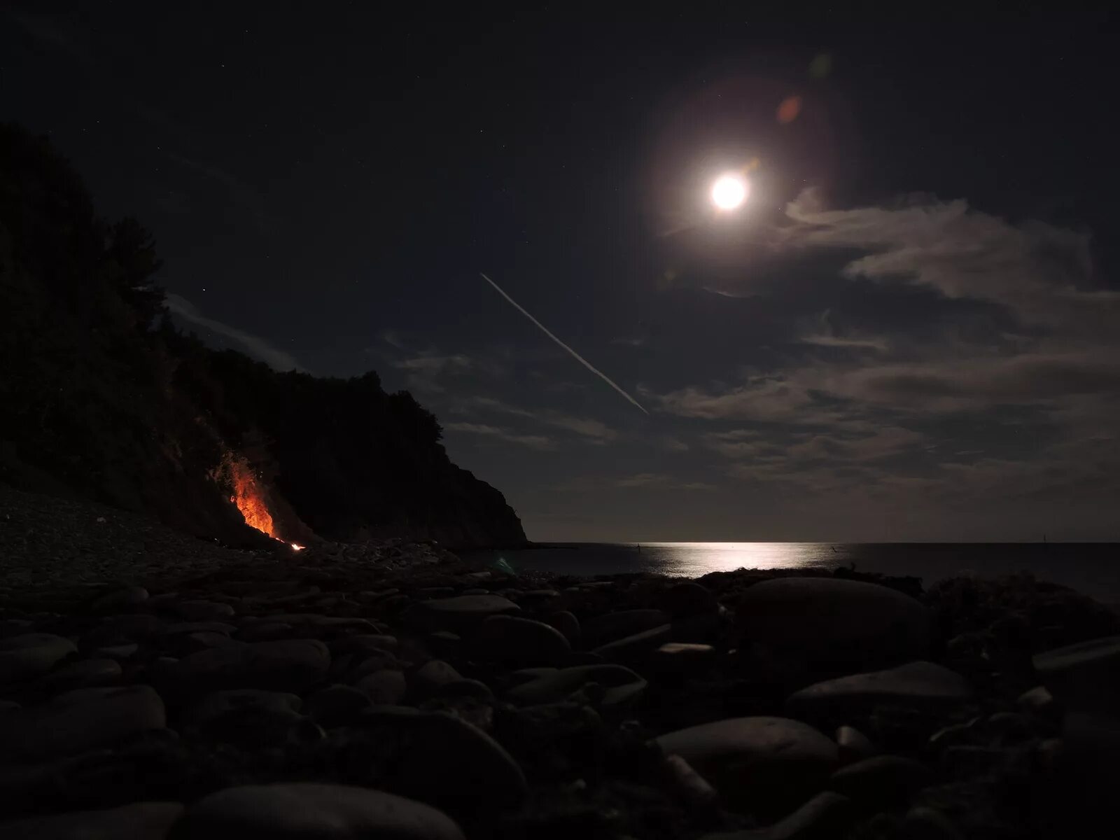 Ночь в море. Черное море ночью. Ночное море. Снимки черного моря ночью.