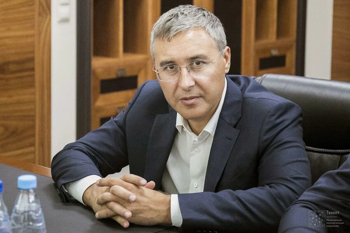 Ректор дополнительное образование. Фальков ректор тюмгу. фальков министр науки и высшего образования.