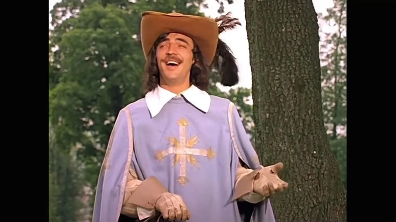 Ля перед. Картинки на фоне москвы хуй войне. Ля перед. Михаил боярский д артаньян и три мушкетера. Ля перед.