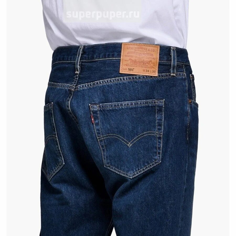 Levis 501 original. Levi’s 501s. Левайс 501 мужские оригинал. Levi's джинсы 501. Джинсы левайс 501 мужские.