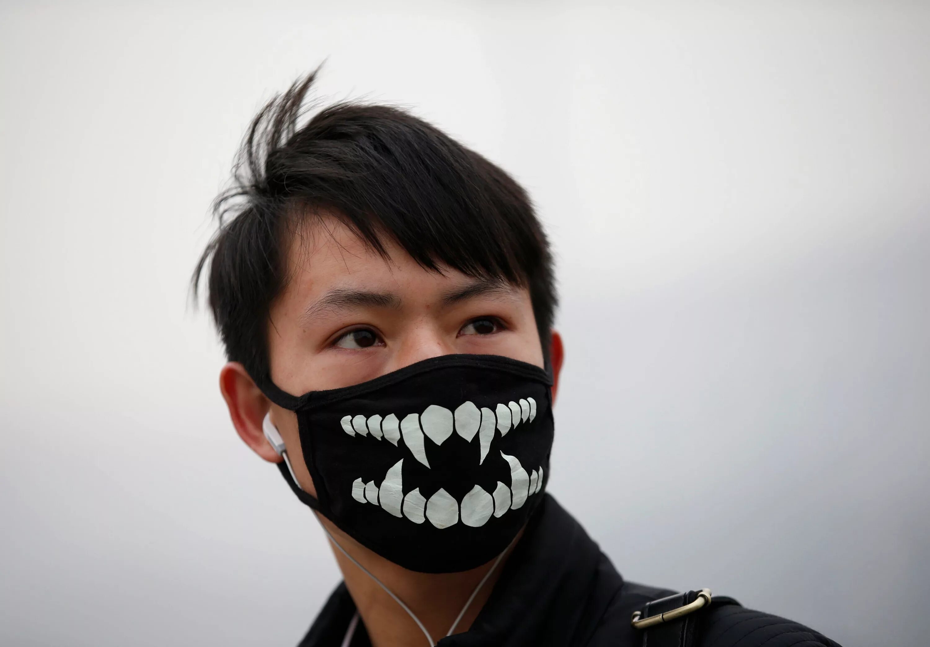 Маска. Крутые маски. Человек в маске. Маска лицо человека.