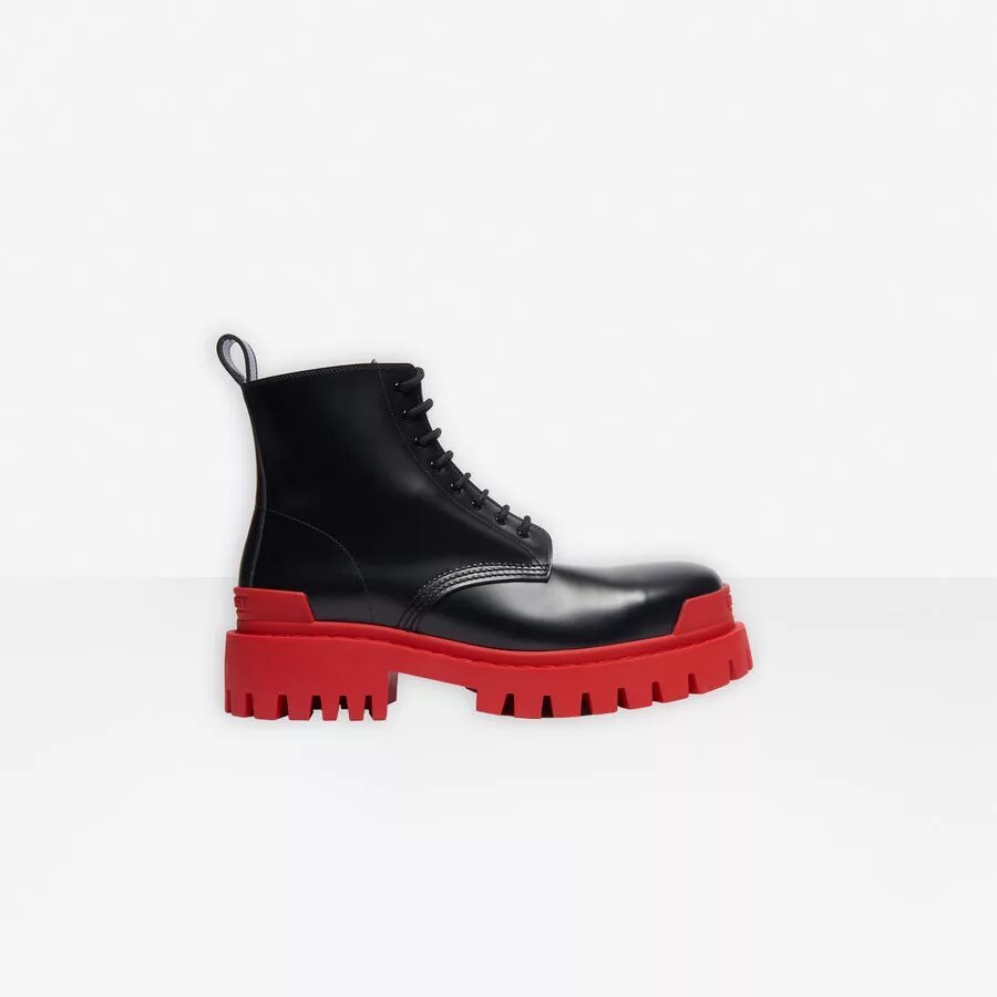 Balenciaga ботинки 20 мм Strike. Balenciaga Red Boots. Красные ботинки Баленсиага. Баленсиага бутс.