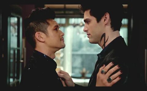 Alec magnus