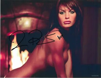 JOLENE BLALOCK "Star Trek" Autographed 8.5 X 11 Signed Photo. 