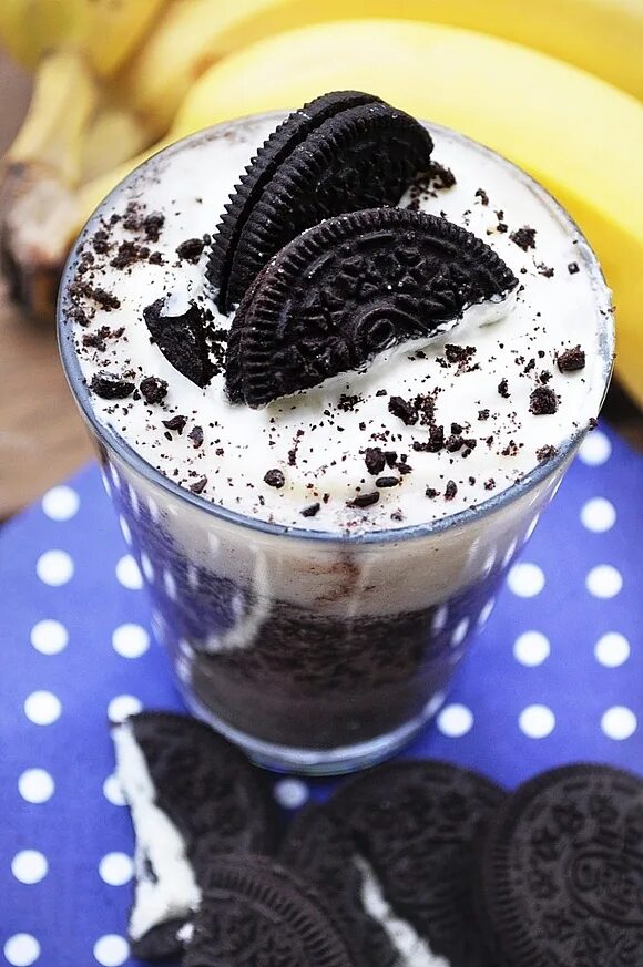 Coffee oreo milkshake Oreo milkshake, Cookies and cream milkshake, Milkshake rec