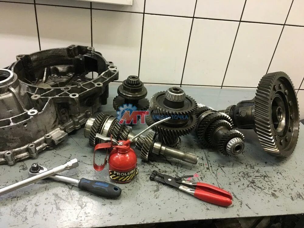 Трансмиссия vw. Dsg 7 dq200. Коробка дсг на фольксваген на мультивен. Схема коробки передач гольф 3. Трансмиссия vw.