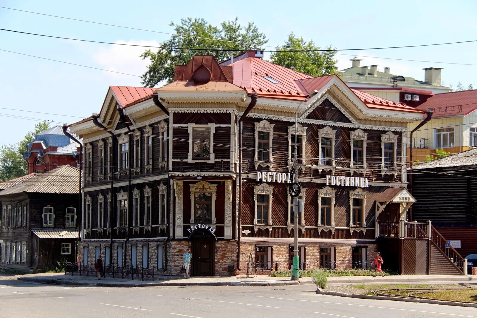 Гостиница дом купца. Купцов дом ярославль. Томск гостиница на батенькова. Купеческий дом томск гостиница. Гостиница купец.
