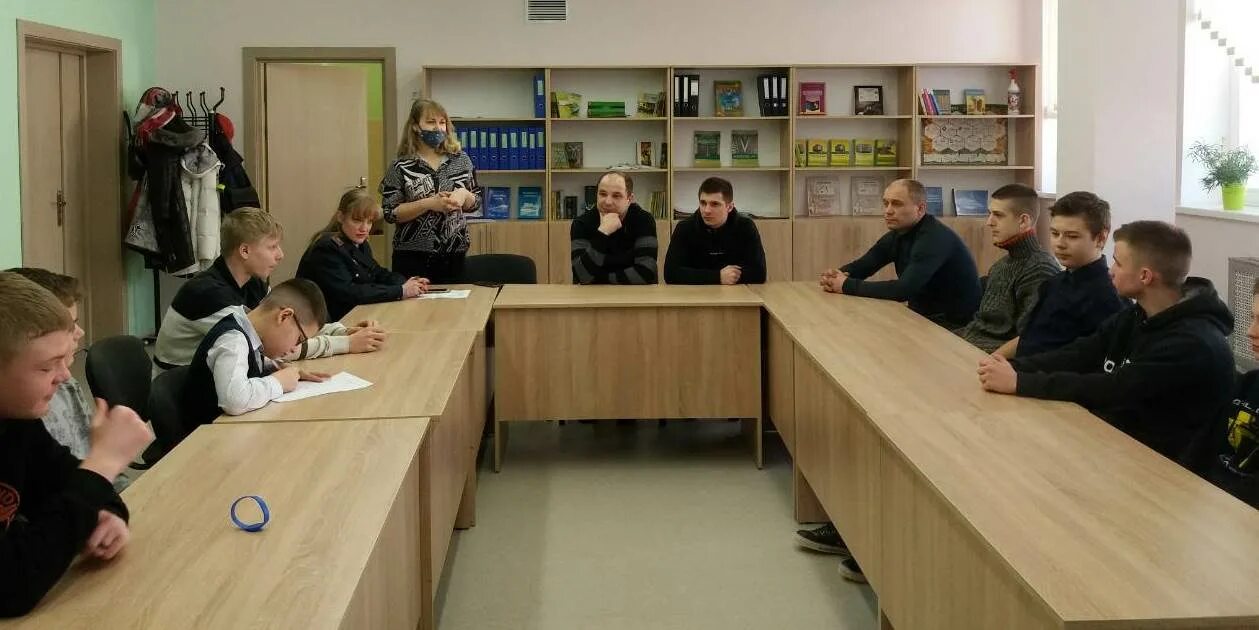Иуот 48 цымбаревич. Средняя школа 37 гомель. Иуот 55 минск. Школа 17 гомель. Школа 17 гомель.