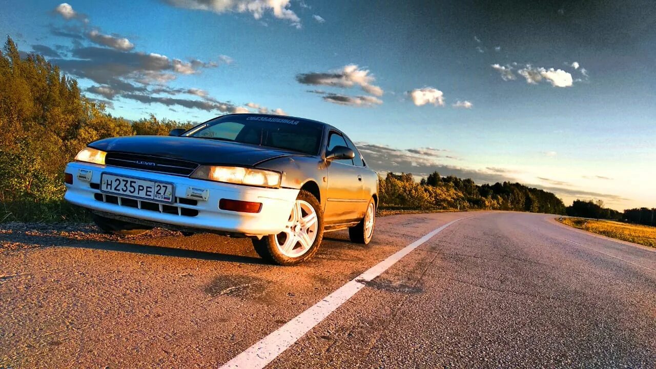 Toyota corolla ae100 stance. Ае 100 2. Toyota corolla forza horizon 4. Xxr 527 r17 chaser. Тойота corolla ae100.