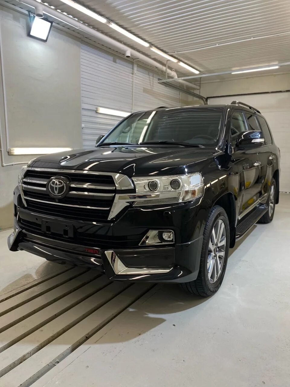 Toyota land cruiser 200 2016 wald. Toyota land cruiser 200 trd 2021. Toyota land cruiser 200. Toyota land cruiser 200 trd 2020. Trd 200.