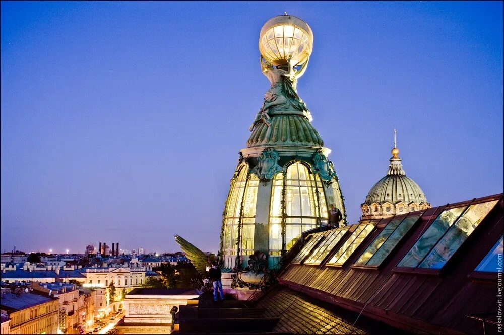 Купол зингера в санкт-петербурге. Санкт-петербург казанский и дом зингера. Дом зингера смотровая. Дом зингера в санкт петербурге экскурсия. Зингер санкт-петербург экскурсия.