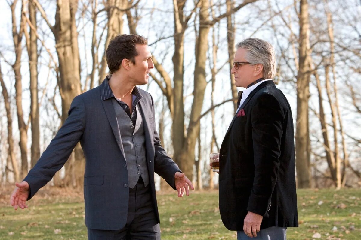 Фантом бывшего. Фантом бывшего. Призраки моих бывших подружек. Призраки бывших подружек макконахи. Фантом бывшего.