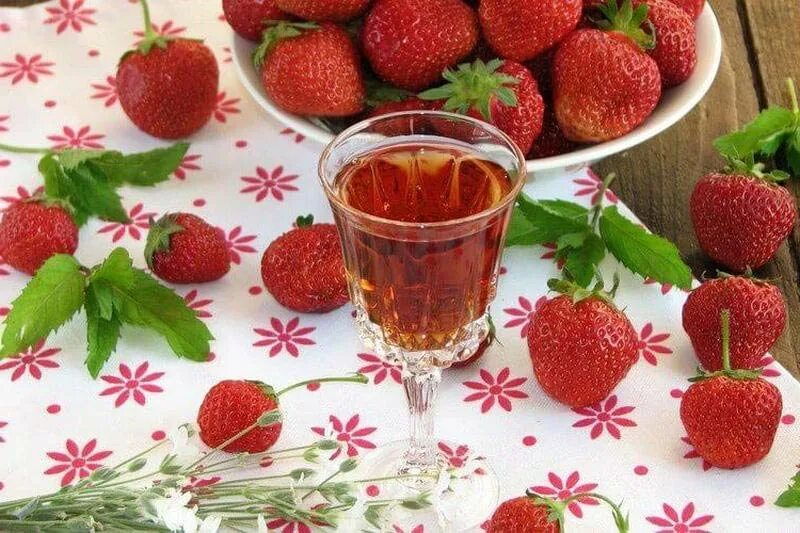 Рецепт клубничного вина домашнего