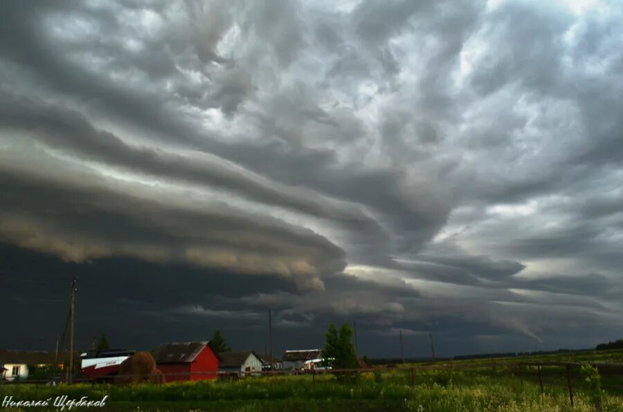 кучевые дождевые облака. облака кучево дождевые слоистые. слоисто дождевые облака. сдомсто дожлевые обоака. слоистлдождевые облака.