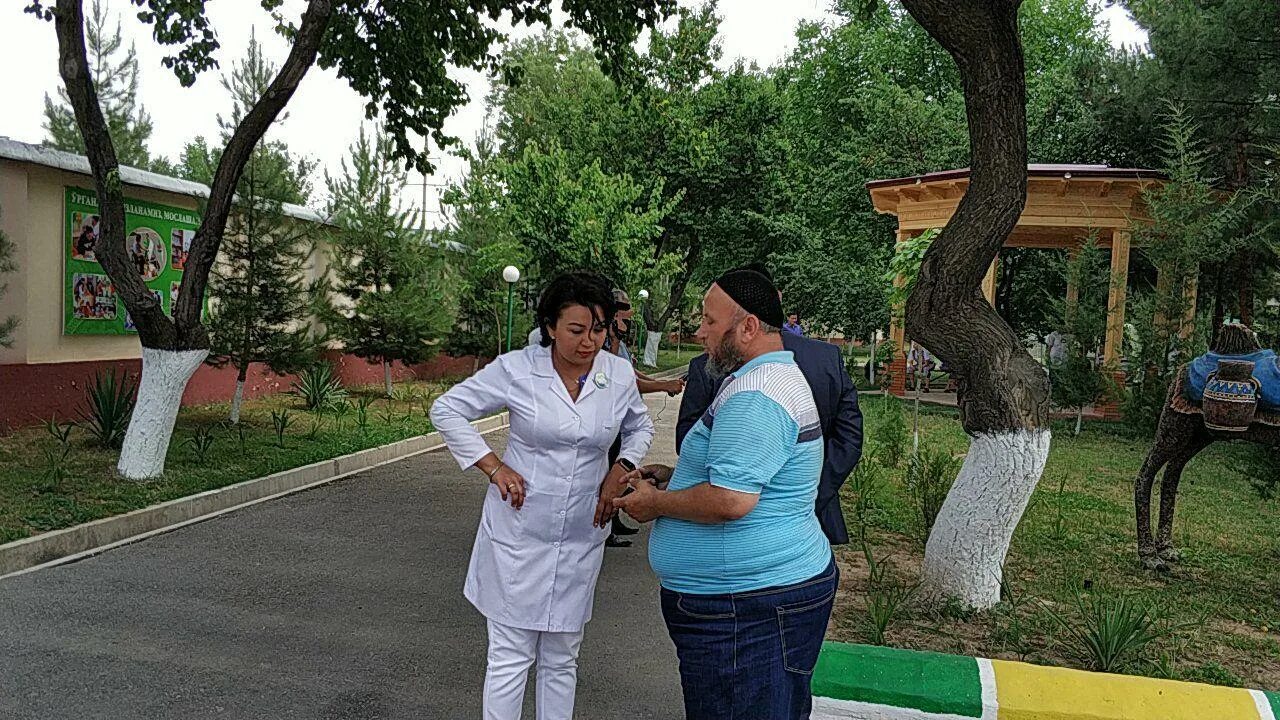 Банкир узбекистан. Термоусадочный полуавтомат bsl-5045la. Туристы в самарканде. Евровинт 661. Кронштейн мтз 1021-2308076.