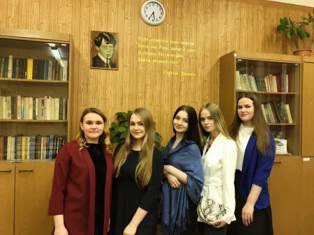 Сафу расписание северодвинск гуманитарный. Гуманитарный институт САФУ В Северодвинске. Северодвинск гуманитарный институт группа 521416. Гуманитарный институт САФУ В Северодвинске фото. Московский Международный университет Северодвинск.