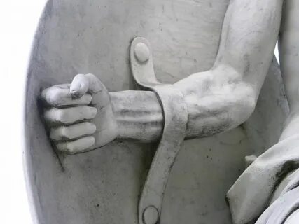 Скульптурные руки