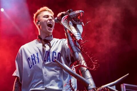 Gun kelly перевод