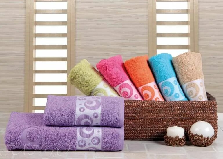 Набор полотенец стоит 400 скидка 7. Бамбуковые полотенца. Набор полотенец 4 шт узбекистан. Цветные полотенца. Клинелли пц 4140.