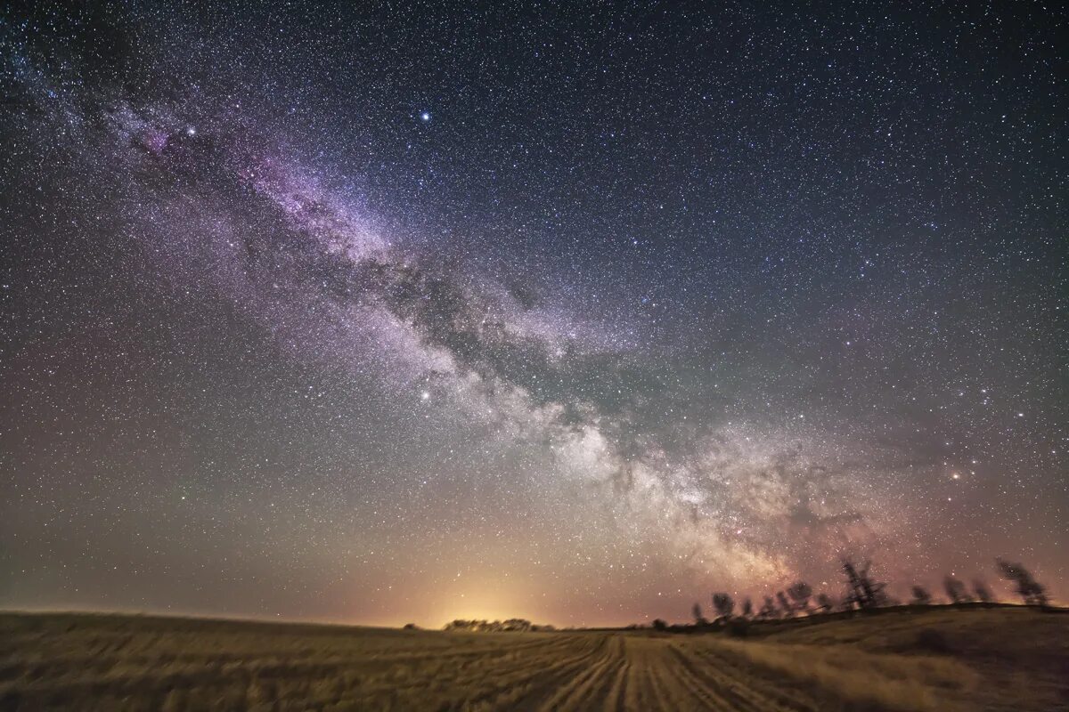 Milky way galaxy. Галактика млечный путь(milky way). галактика млечный путь вид с земли. млечный путь в 16к. наша галактика млечный путь фото.