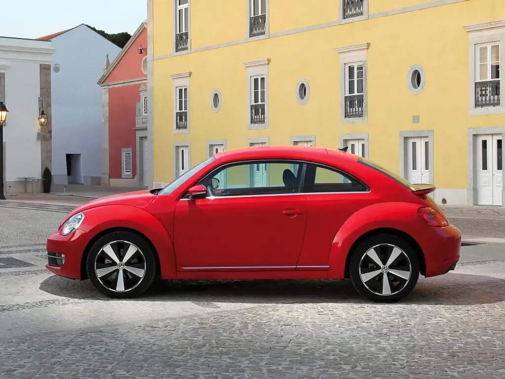 Фольксваген битл 2015. Volkswagen beetle dune concept. Фольксваген жук битл новый. Vw juke. Фольксваген битл старый.