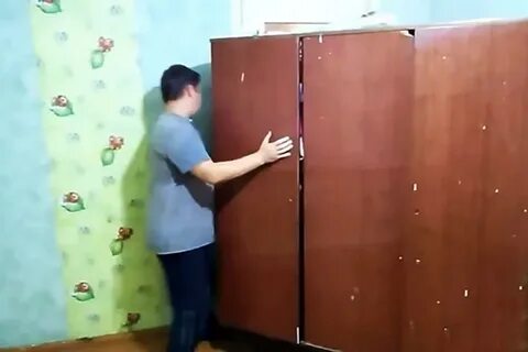 Как передвинуть тяжелую мебель в квартире