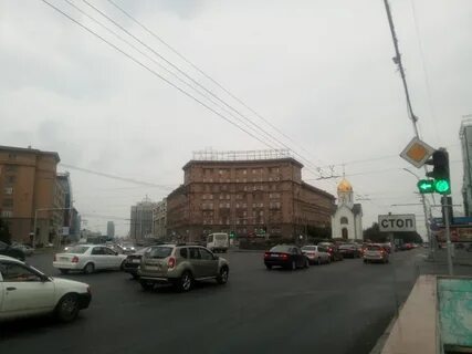 Под строкой