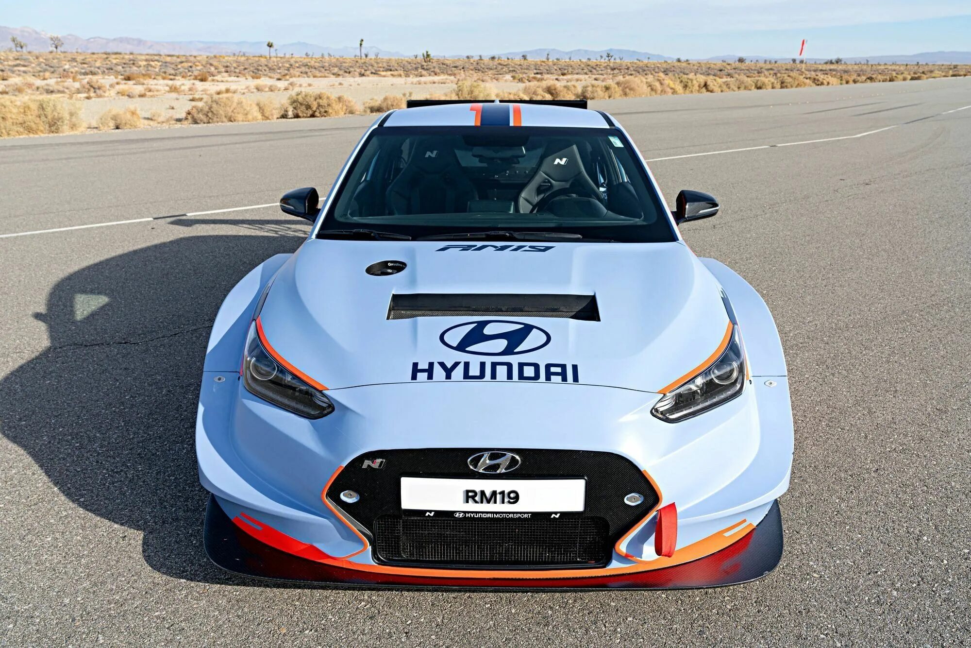 Newauto. Хендэ спорткар. Хендай спорт РМ 19. Хёндай Велостер гоночный. Hyundai Veloster rm19.