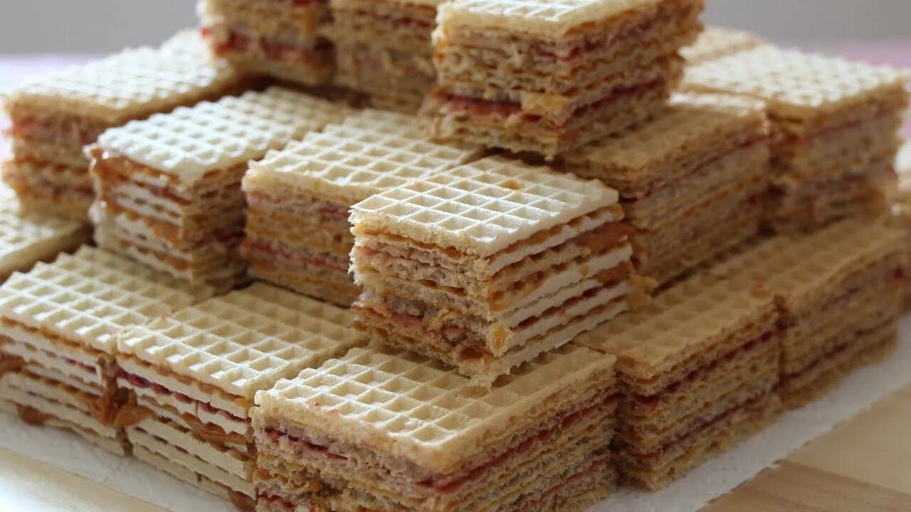 Вафельные коржи со сгущенкой