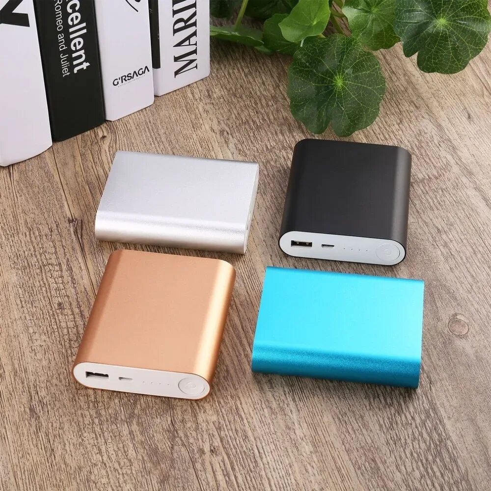 Недорогой повербанк. Xiaomi Power Bank 10000 для iphone. Xiaomi повербанк 10000 Mini. Повербанк Power Bank. Повербанк 30000mah Xiaomi.