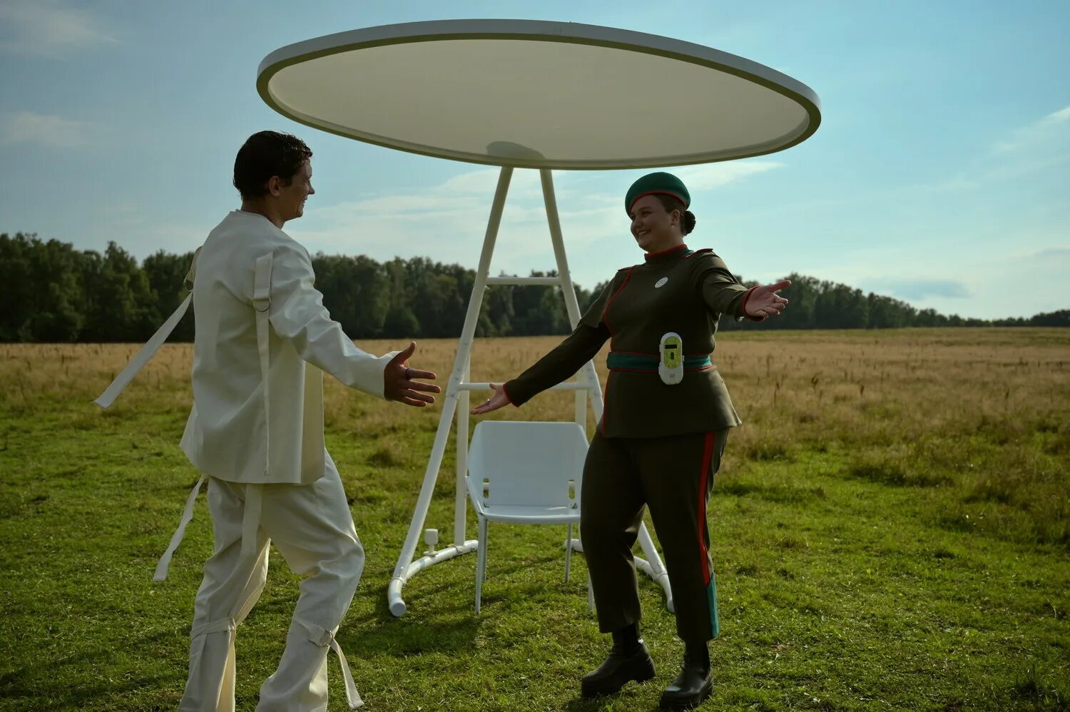 Два холма 2022. Два холма полностью. Два холма сериал актёры. Два холма сериал 2022 2 сериал. Два холма 2022.