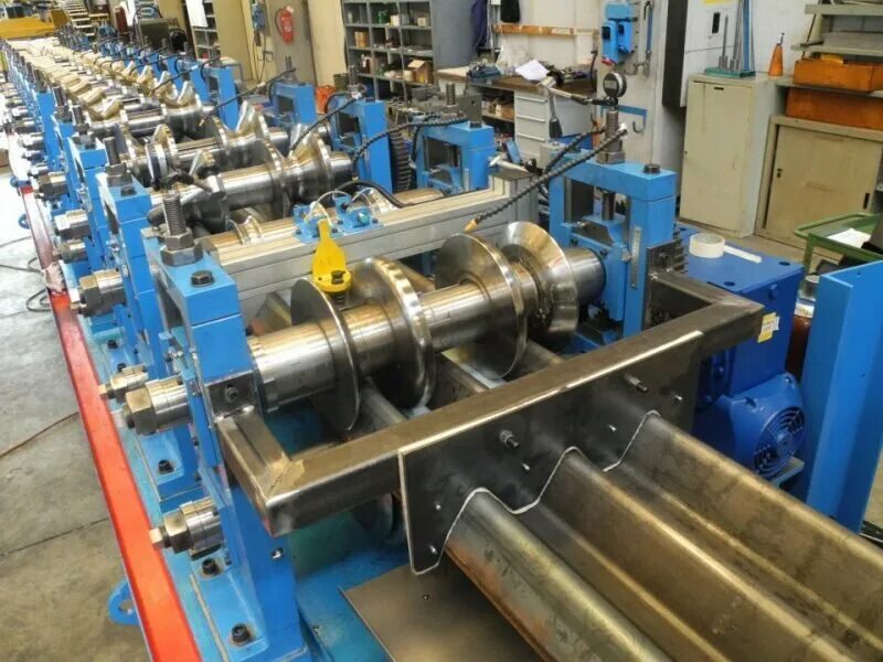 линия производства оконного профиля. линия профилирования рулонного металла. линия профилирования рулонного металла 3д модель. линия профилирования листового металла. профилирование работы.