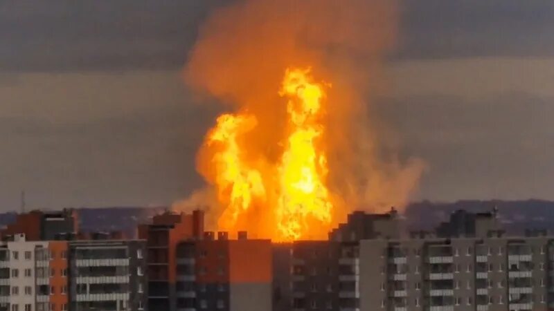 Звуки взрывов в спб. Взрыв газа в Санкт Петербурге 2022. Пожар на газопроводе. Взрыв газопровода в Москве.