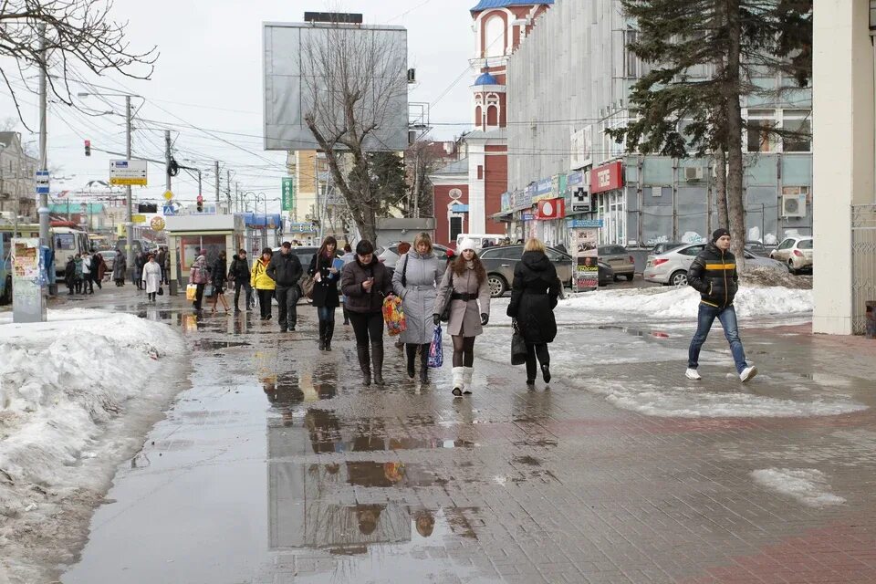 Росгидрометцентр калуга на неделю. Калуга март. Калуга в марте дождь. Калуга в апреле. Март в Калуге Солнечный.