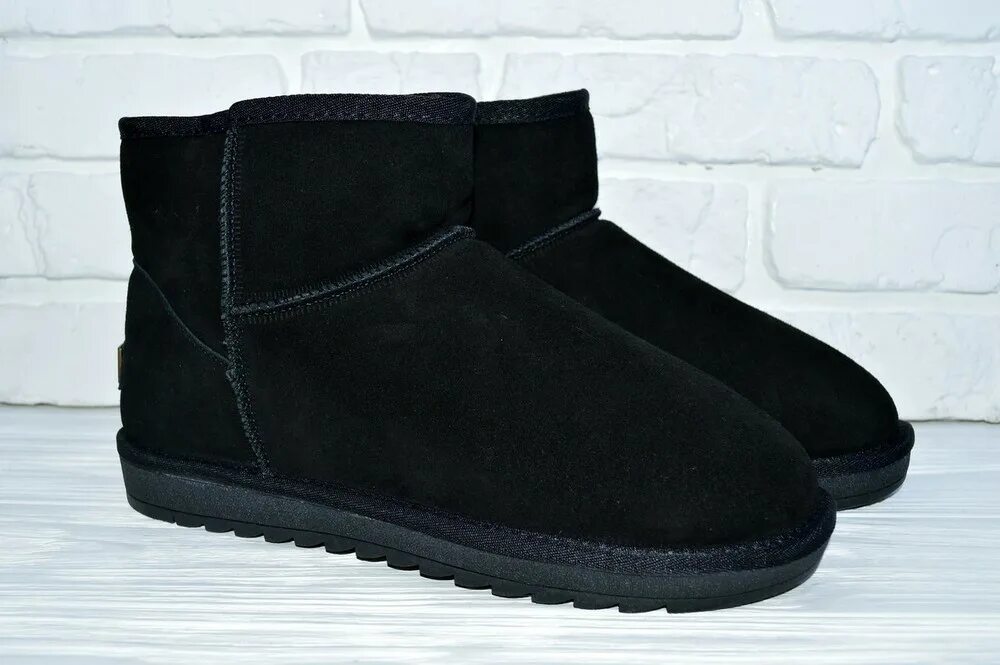 Угги мужские 2022 зимние. Ugg classic mini black. Ugg colors. Угги мужские зимние озон. Ugg baker black.