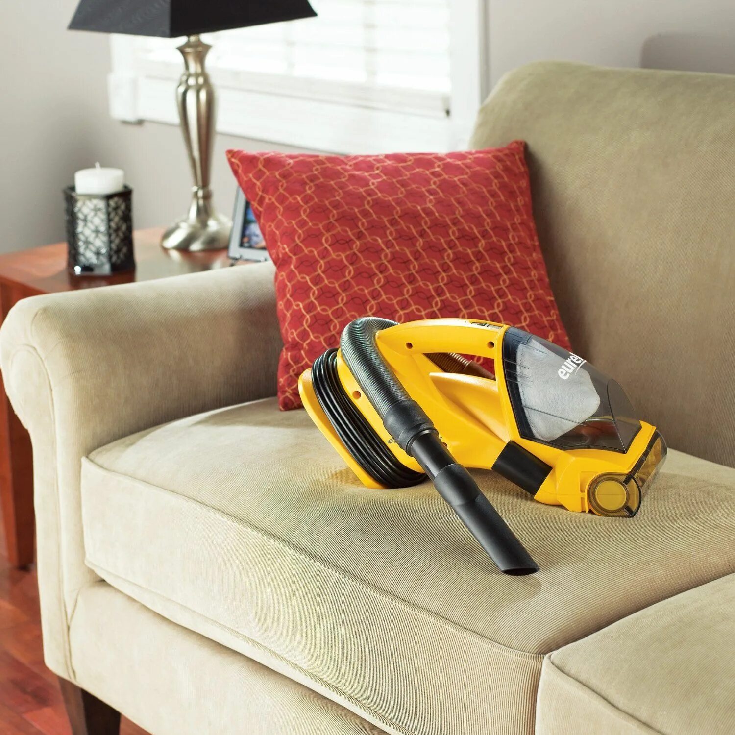 Пылесос для мягкой мебели мощный. Пылесос eureka handheld vacuum cleaner br5. eureka handheld vacuum cleaner h11. беспроводной пылесос eureka handheld vacuum cleaner h11. cord hanger vacuum cleaner.