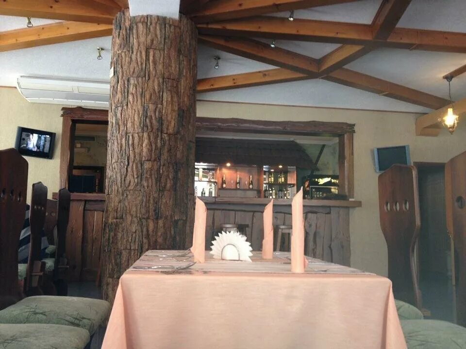 Таёжный ресторан москва авиамоторная. Ресторан таежный чунский. Таёжный ресторан москва. Ресторан таёжный на авиамоторной. Ресторан таежный чунский.