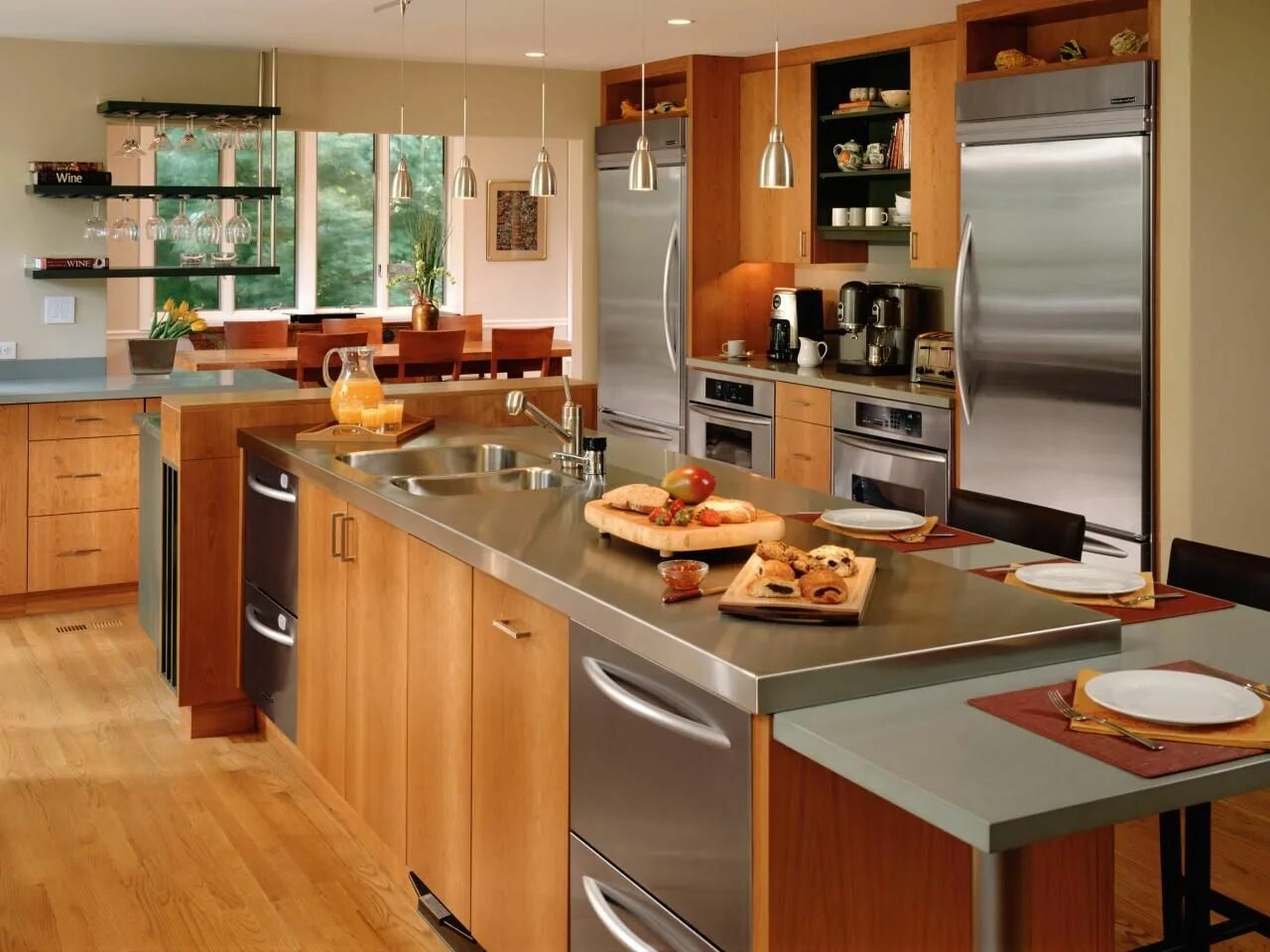 Картинки комнаты кухня. Кухонная комната. Кухня для большой семьи. Кухня дизайн. Виды кухонь.
