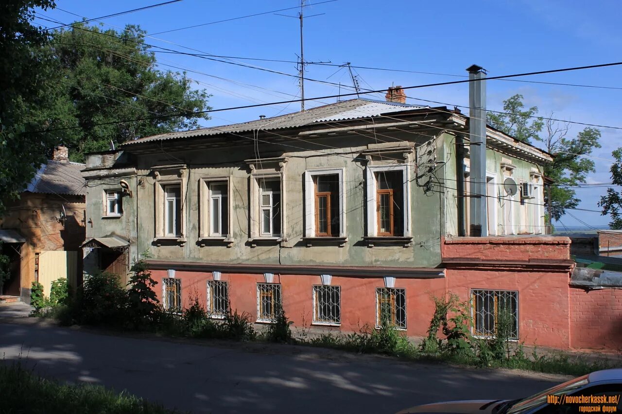 Улицы александровска. Новочеркасск улица александровская. новочеркасска александровская больница. александровская 87 таганрог. александровская улица новочеркасск больница.