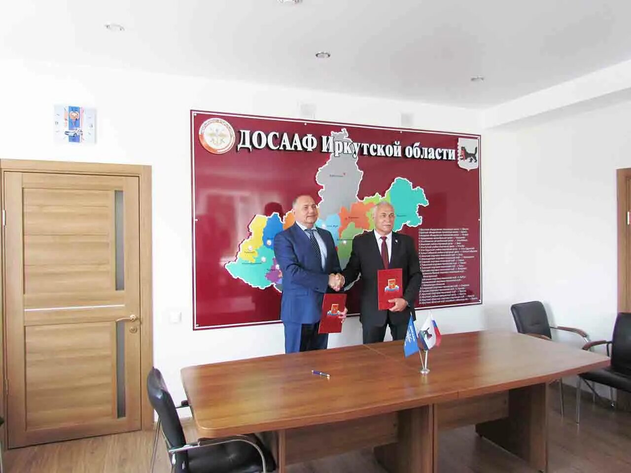 Валентин анатольевич досааф иркутск. Руководитель досааф иркутск. Досааф иркутская область. Досааф иркутская область. Досааф иркутская область.